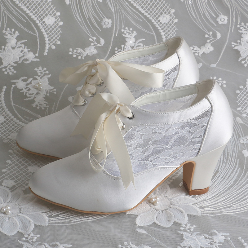 Aangepaste blokhakken bruidssc - Ribbon Tie Heel recensie en prijs