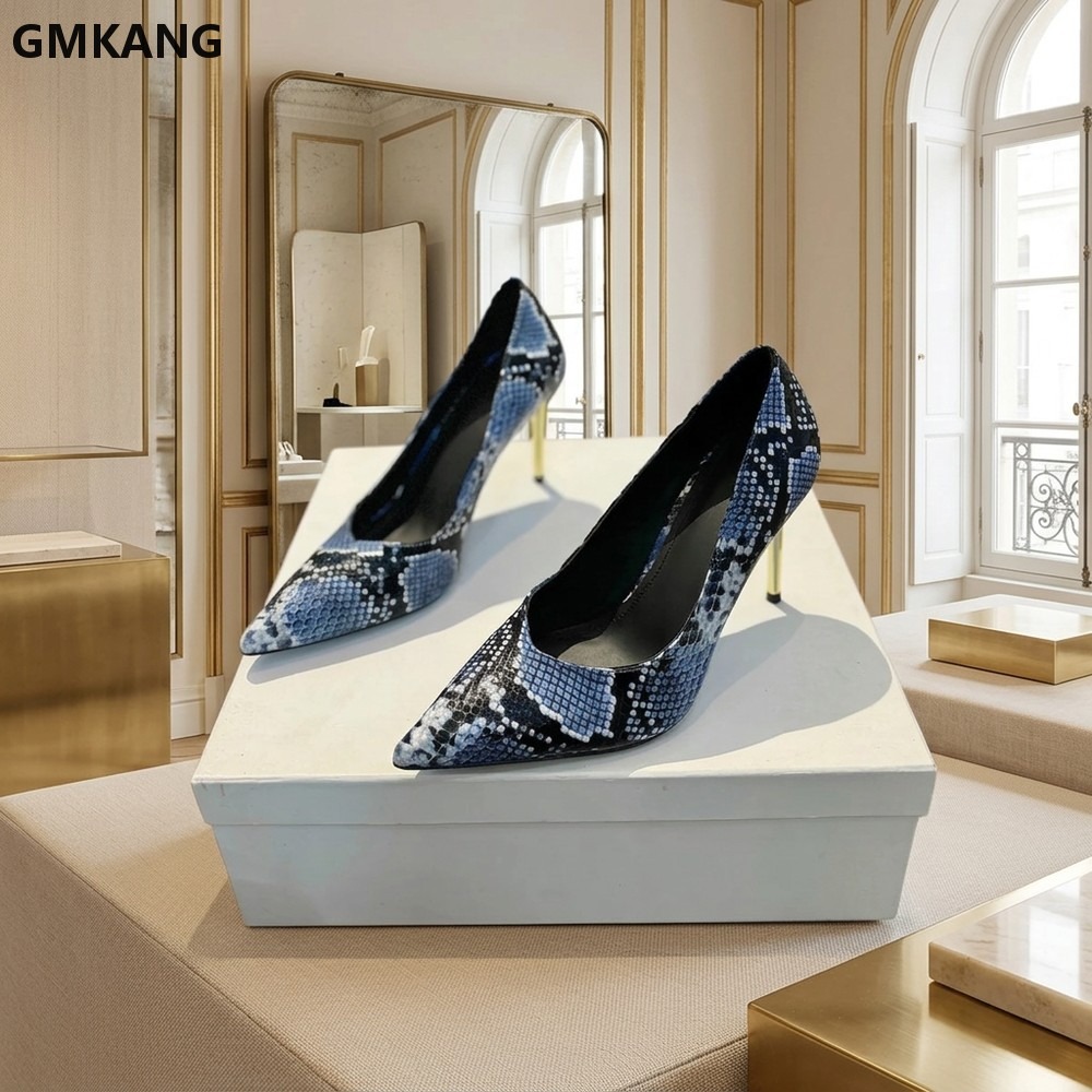Dames pumps met slangenprint,  - Court Heel Pointed recensie en prijs